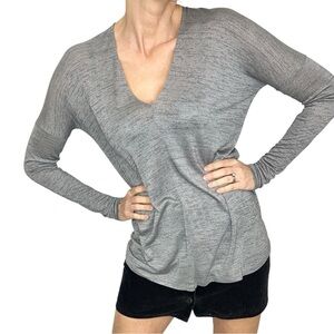 VINCE grey and metallic oversized stretchy v neck long sleeve top XS